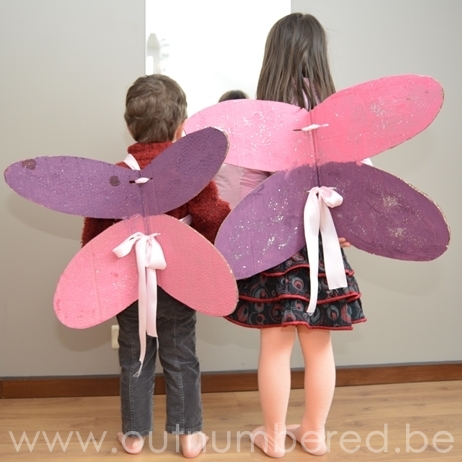 Cardboard fairy wings, a great activity for kids.