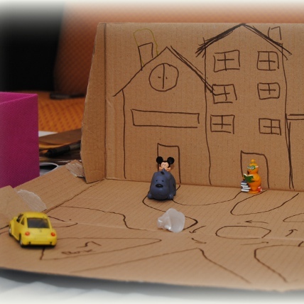 craft activity with kids - cardboard city